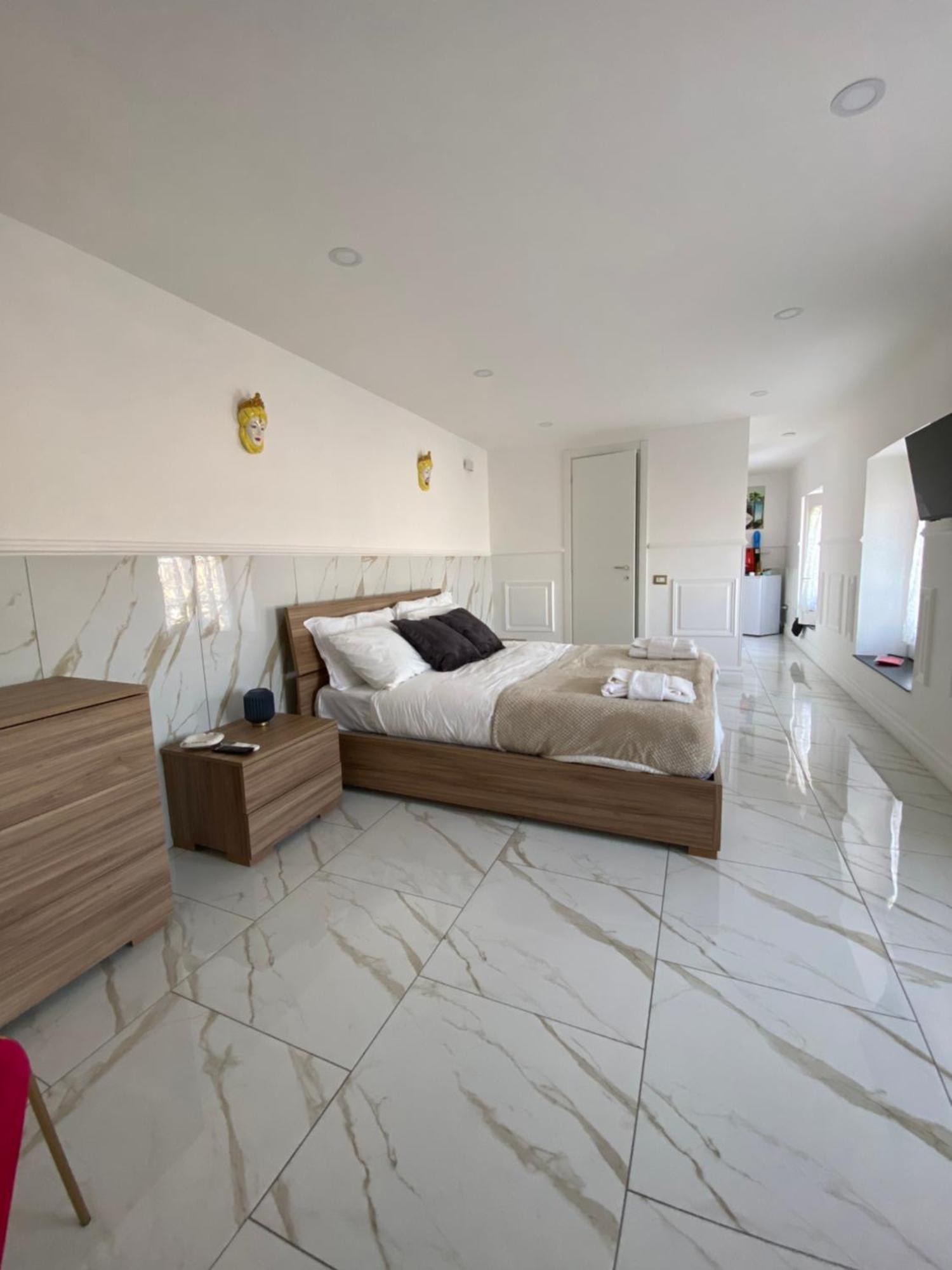 Pippo'S Suite Naples Exterior photo