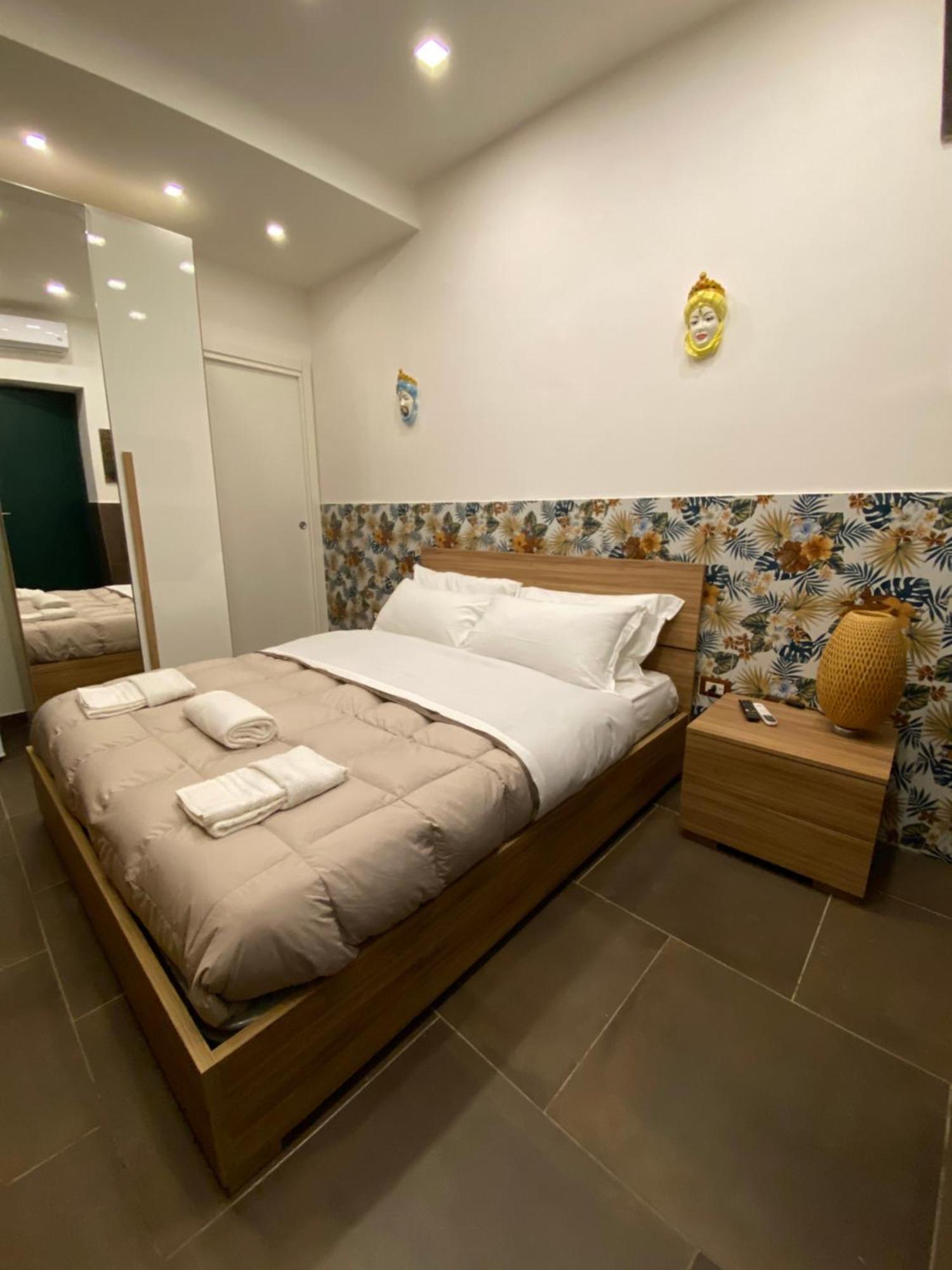 Pippo'S Suite Naples Exterior photo