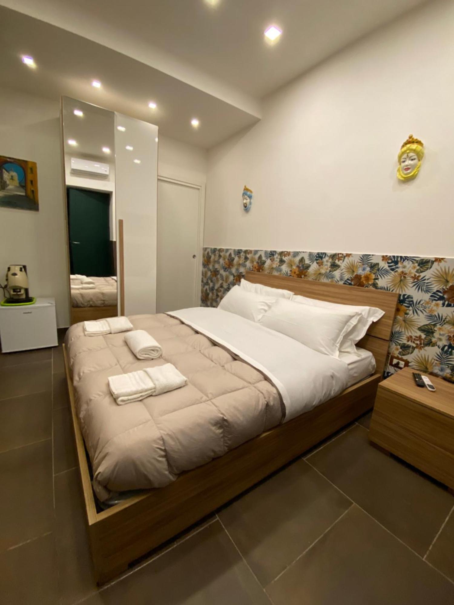 Pippo'S Suite Naples Exterior photo